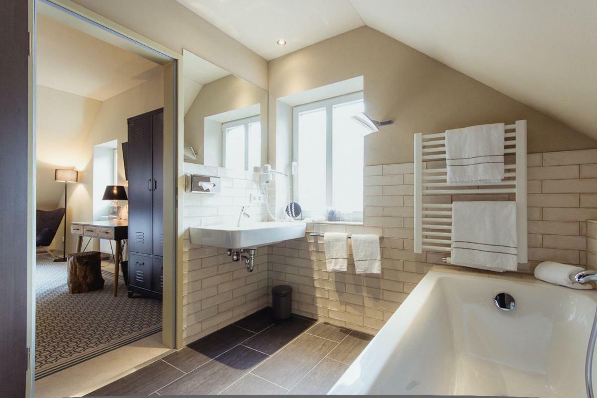 Hotel Goldene Traube - By Neugart 特拉本特拉巴赫 外观 照片